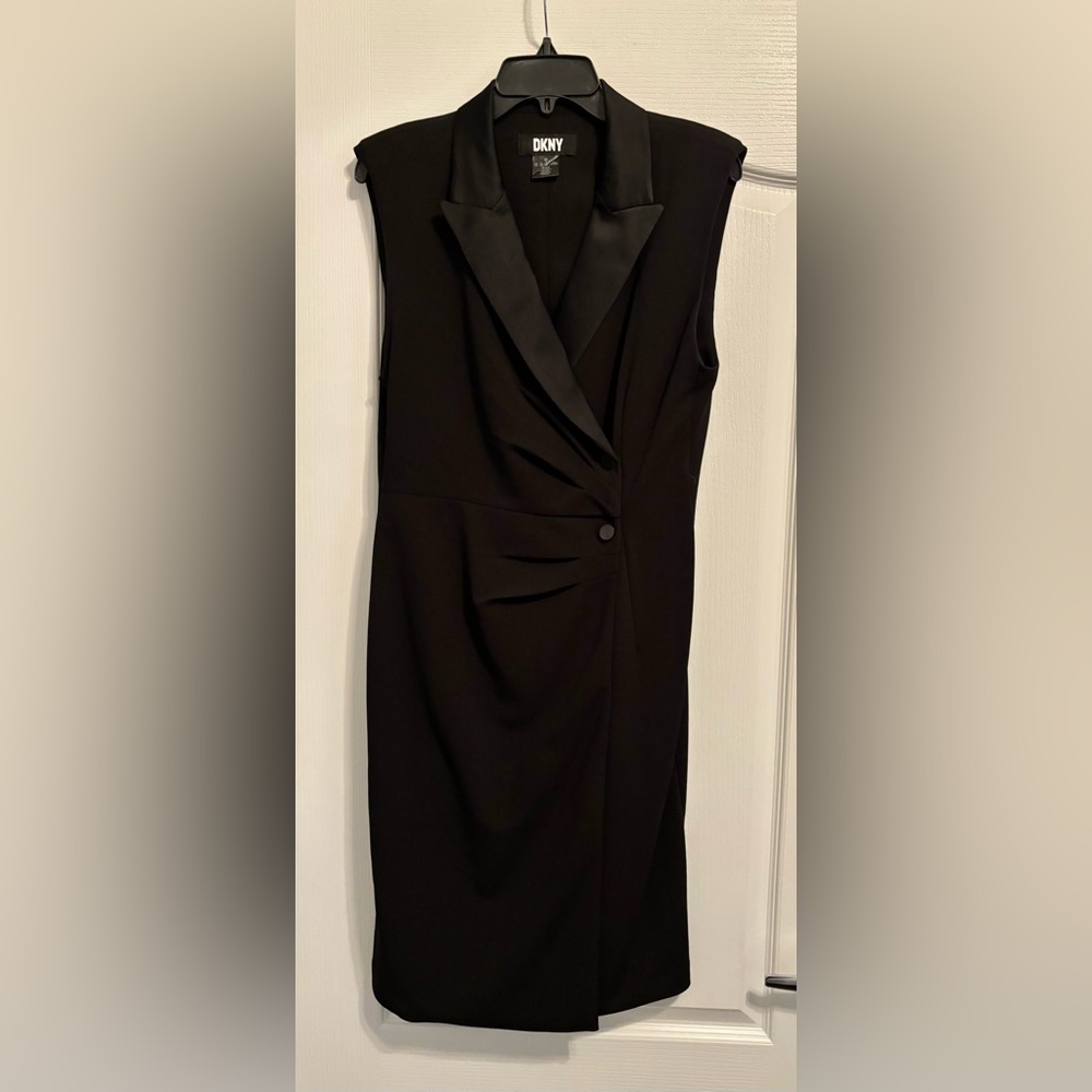 DKNY Black Asymmetrical Classy Sleeveless Wrap-Around Dress, Size 10